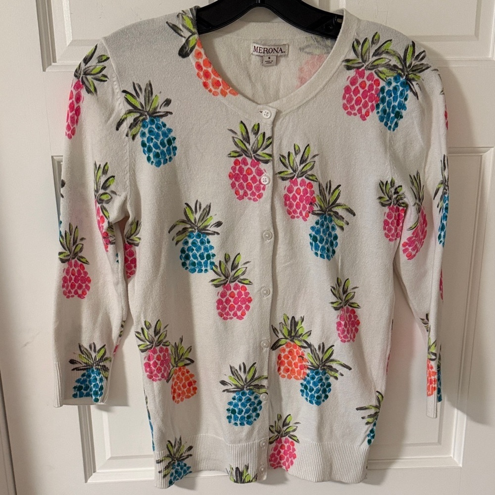 Merona Women’s Vibrant Pineapple Print Cardigan Playful 3/4 sleeve Size Small